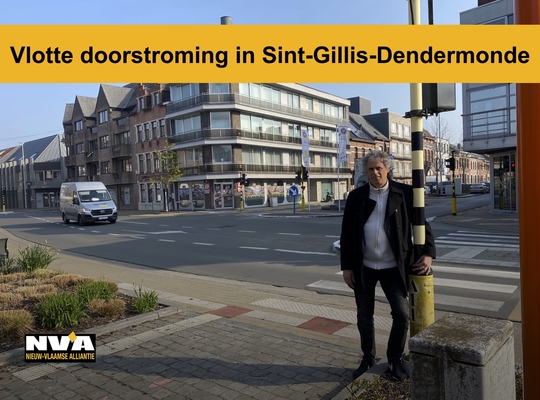 Vlotte doorstroming van het verkeer aan het kruispunt van de kerk van St-Gillis-Dendermonde Patrick Van Campenhout zorgt dat de doorstroming in Sint-Gillis-Dendermonde vlotter gebeurt.